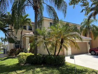 3844 Falcon Ridge Cir 1, Weston, FL 33331