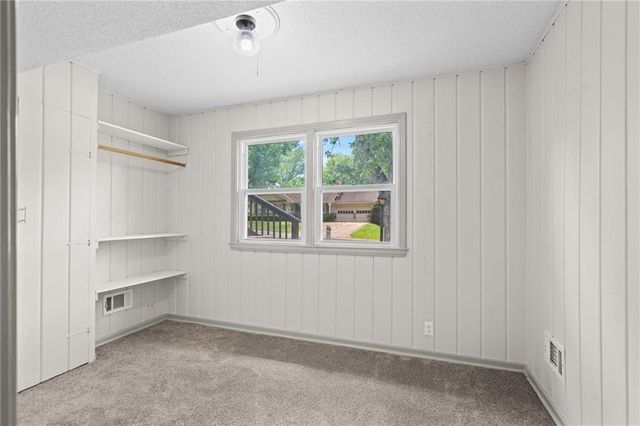 7323 Maywood Avenue, Raytown, MO 64113