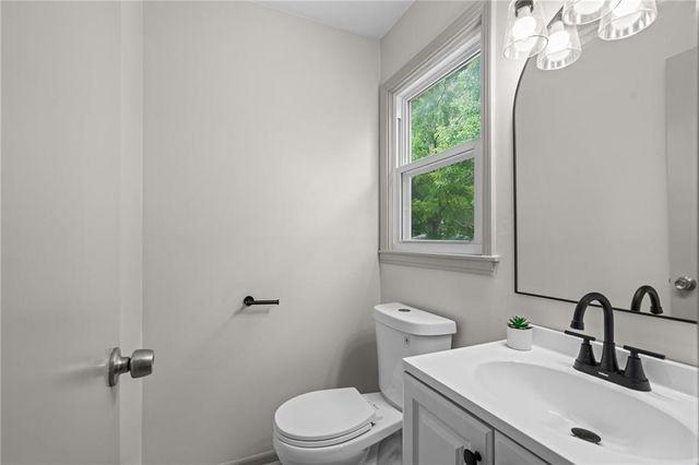 7323 Maywood Avenue, Raytown, MO 64113