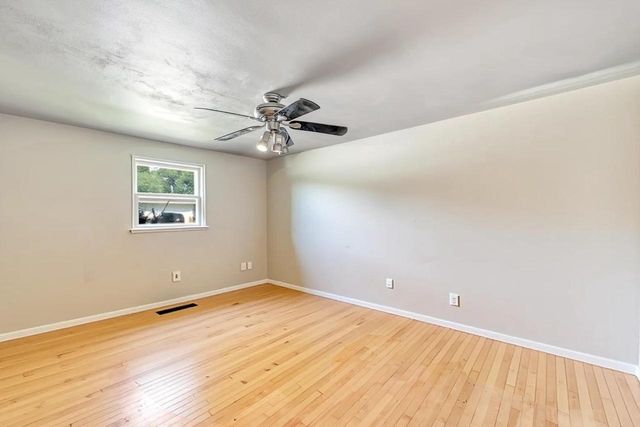 1131 ST AGNES DRIVE, Green Bay, WI 54304