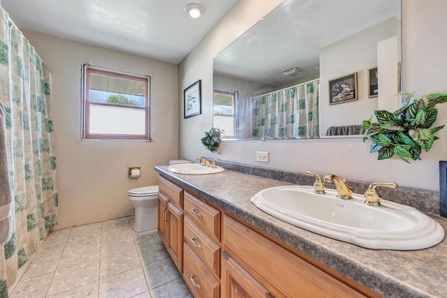 1131 ST AGNES DRIVE, Green Bay, WI 54304