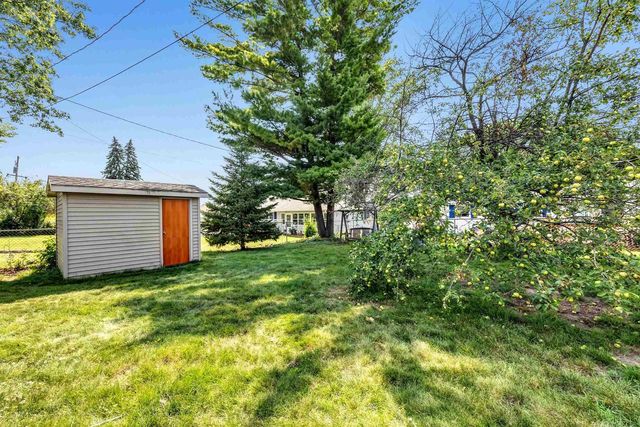 1131 ST AGNES DRIVE, Green Bay, WI 54304