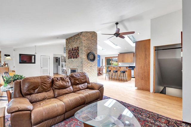 1131 ST AGNES DRIVE, Green Bay, WI 54304