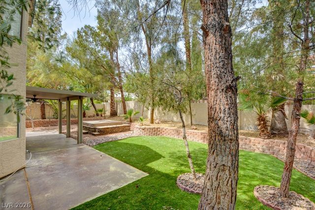 9716 Blazing Star Court, Las Vegas, NV 89117