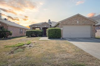 10025 Cougar Trail, Fort Worth, TX 76108