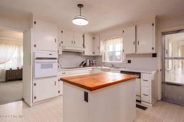 1055 Highway 58 N, Trenton, NC 28585