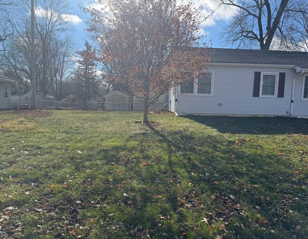 1709 W William Street, Champaign, IL 61821