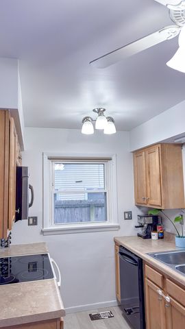 1709 W William Street, Champaign, IL 61821