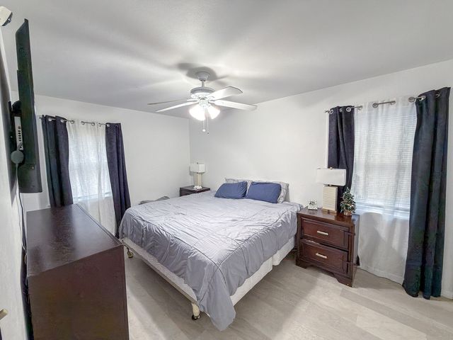 1709 W William Street, Champaign, IL 61821