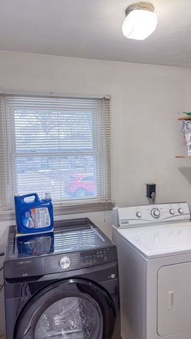 1709 W William Street, Champaign, IL 61821