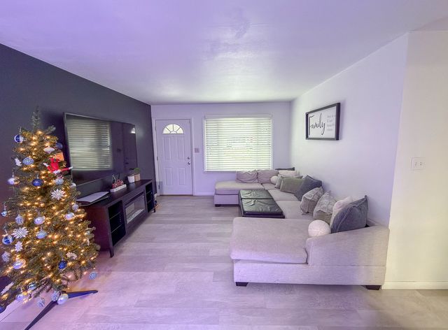 1709 W William Street, Champaign, IL 61821