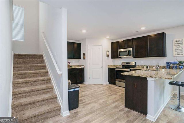 6505 Beaver Creek Trail, Atlanta, GA 30349