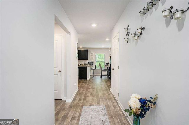 6505 Beaver Creek Trail, Atlanta, GA 30349