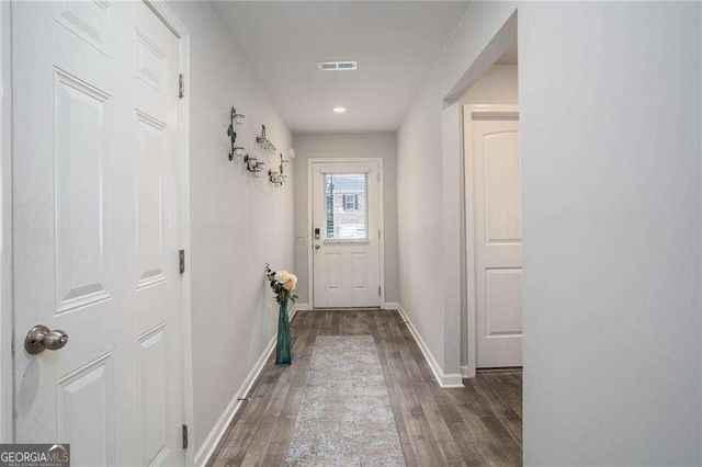 6505 Beaver Creek Trail, Atlanta, GA 30349