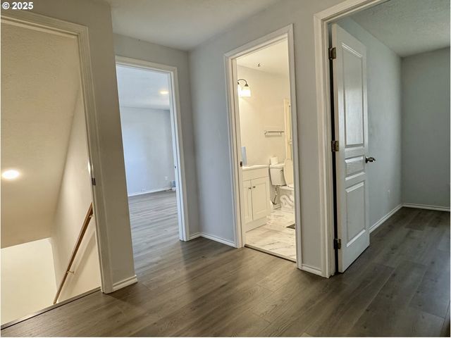 187 STONEWAY Dr Nw, Salem, OR 97304