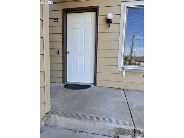 187 STONEWAY Dr Nw, Salem, OR 97304