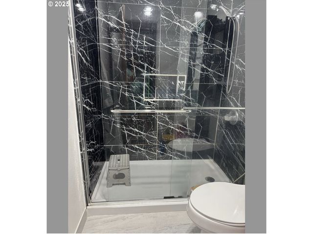 187 STONEWAY Dr Nw, Salem, OR 97304