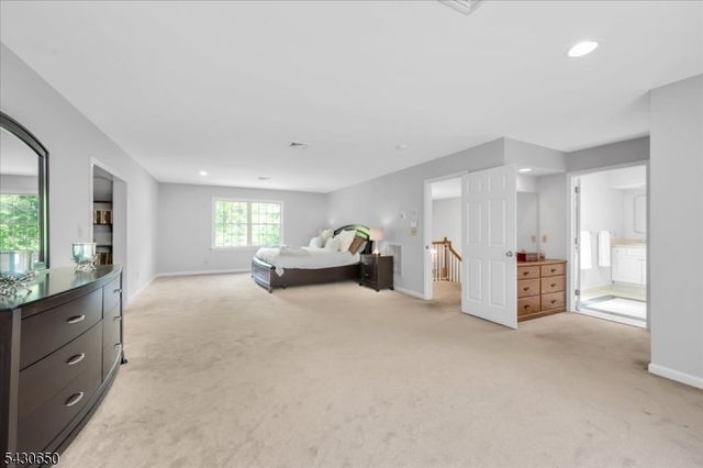 1020 Sunset Rdg, Bridgewater Twp., NJ 08807