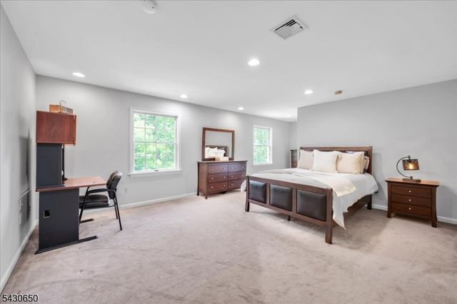 1020 Sunset Rdg, Bridgewater Twp., NJ 08807