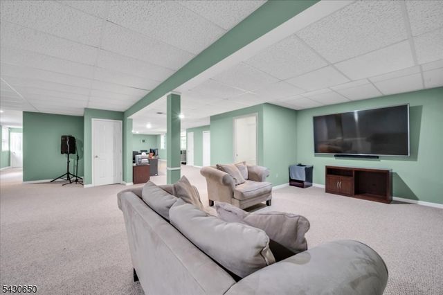 1020 Sunset Rdg, Bridgewater Twp., NJ 08807