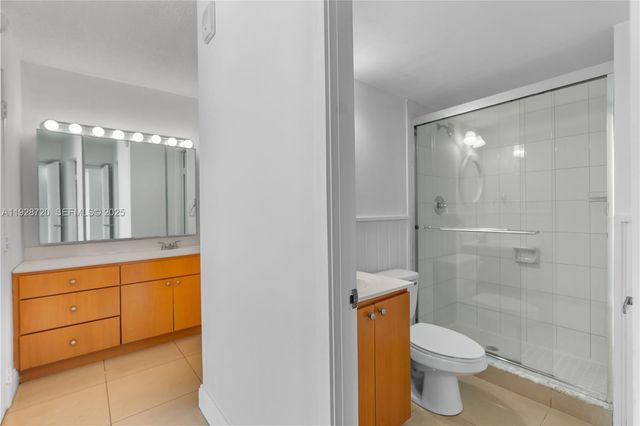 7135 Collins Ave 613, Miami Beach, FL 33141