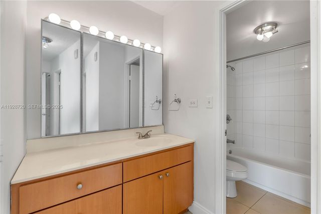 7135 Collins Ave 613, Miami Beach, FL 33141