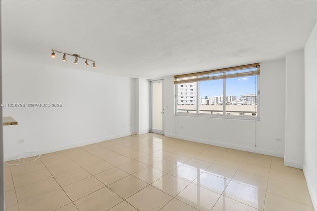 7135 Collins Ave 613, Miami Beach, FL 33141