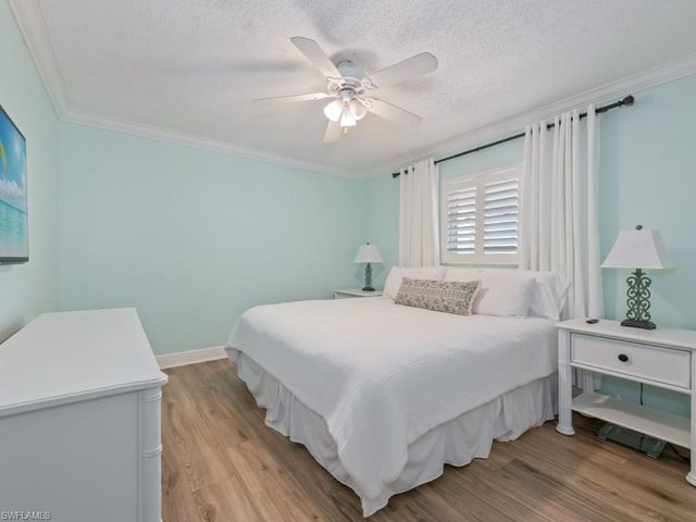 940 3rd ST S # 104, Naples, FL 34102