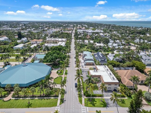 940 3rd ST S # 104, Naples, FL 34102