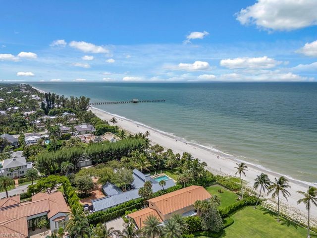 940 3rd ST S # 104, Naples, FL 34102