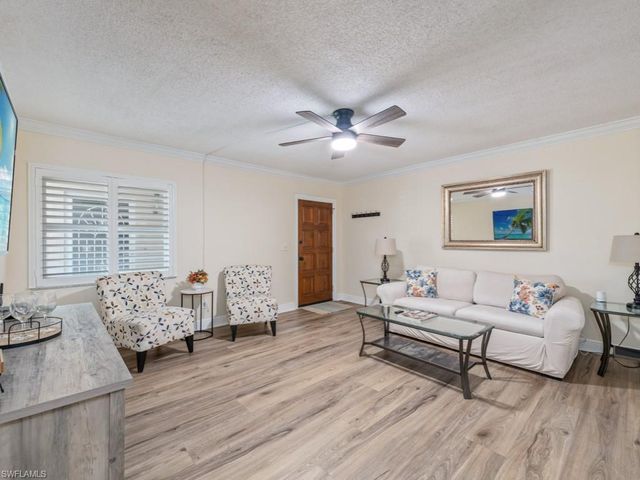 940 3rd ST S # 104, Naples, FL 34102