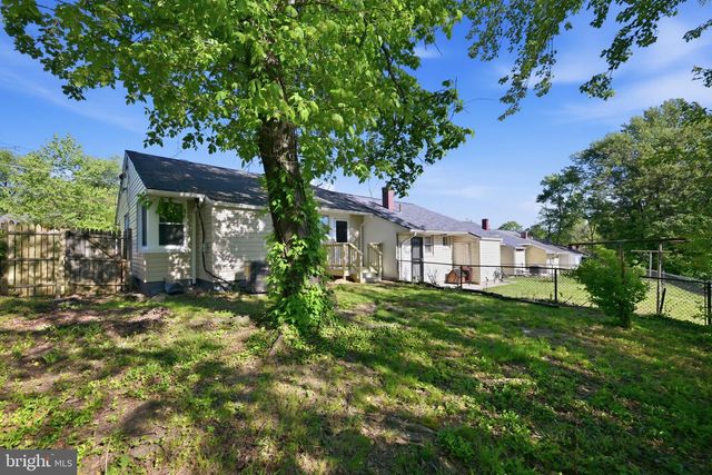 2306 TUEMMLER AVE, Landover, MD 20785