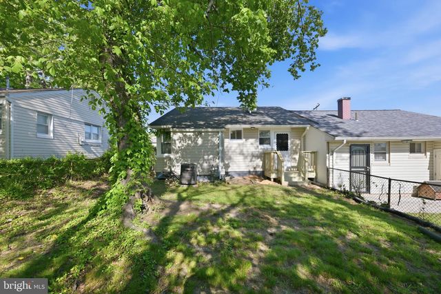 2306 TUEMMLER AVE, Landover, MD 20785