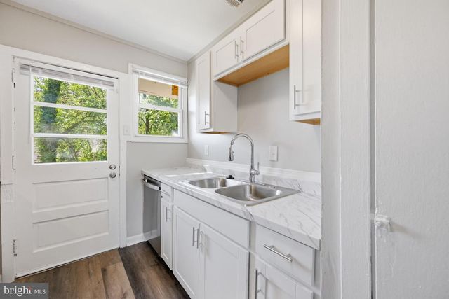 2306 TUEMMLER AVE, Landover, MD 20785