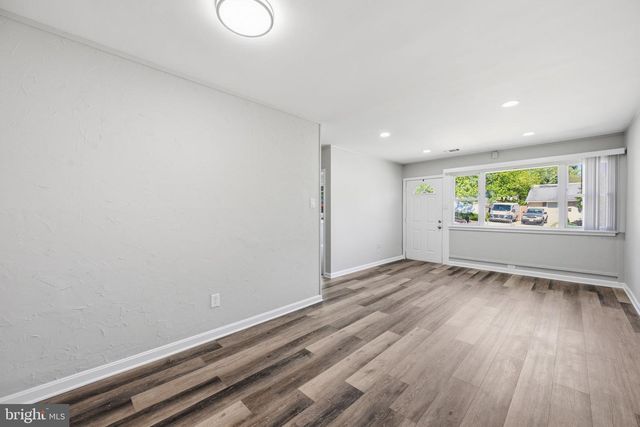 2306 TUEMMLER AVE, Landover, MD 20785