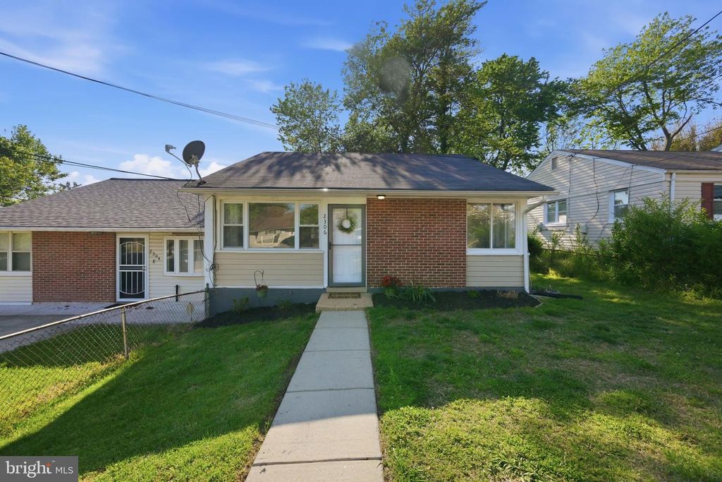 2306 TUEMMLER AVE, Landover, MD 20785