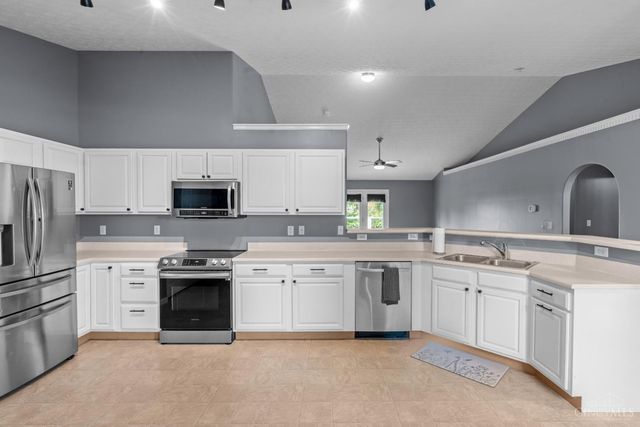 3609 Madison Grace, Franklin, OH 45005