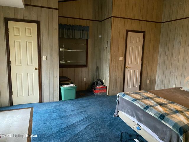 6687 Woods Pike, Pleasureville, KY 40057