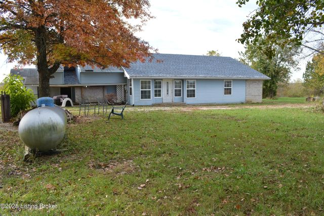 6687 Woods Pike, Pleasureville, KY 40057