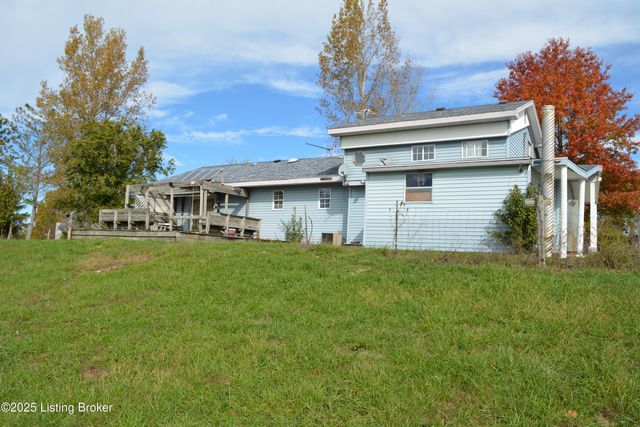 6687 Woods Pike, Pleasureville, KY 40057