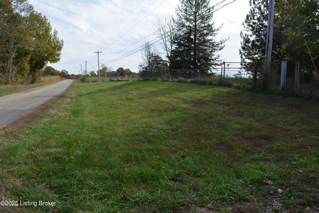 6687 Woods Pike, Pleasureville, KY 40057