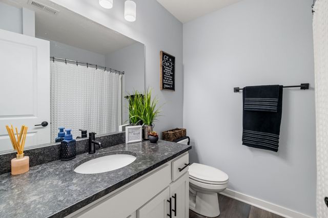541 10th Street, Waukee, IA 50263