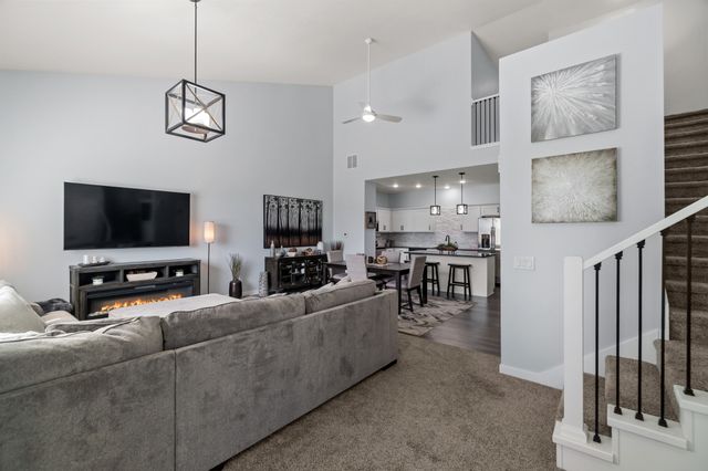541 10th Street, Waukee, IA 50263
