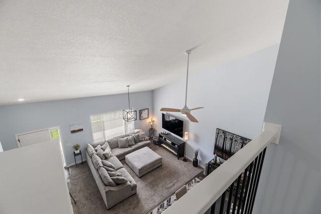 541 10th Street, Waukee, IA 50263