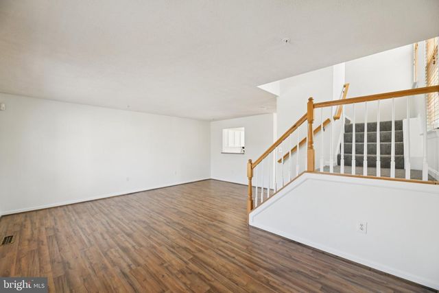 8421 GAUNTLET PL, White Plains, MD 20695