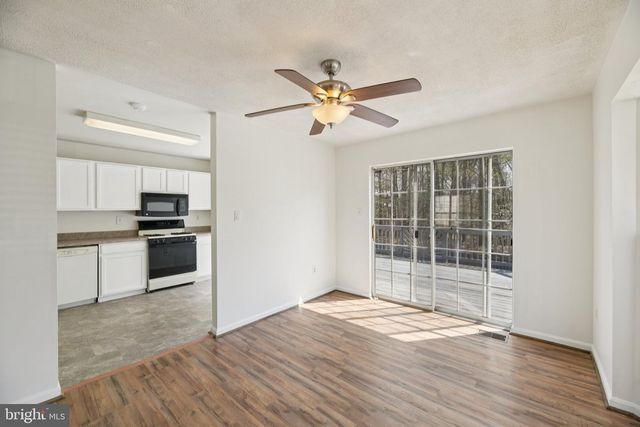 8421 GAUNTLET PL, White Plains, MD 20695