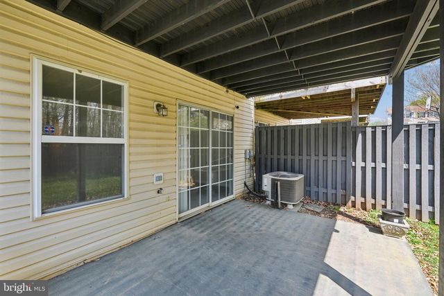 8421 GAUNTLET PL, White Plains, MD 20695
