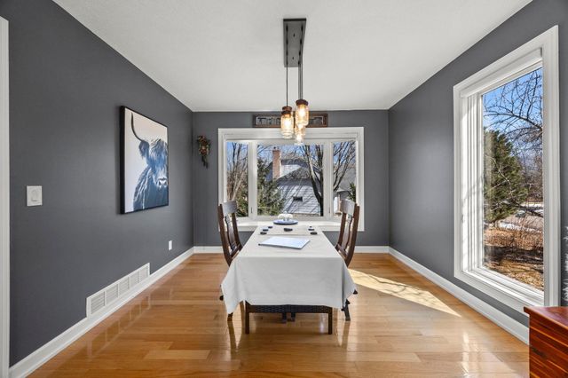 5500 Yorktown Lane N, Plymouth, MN 55442