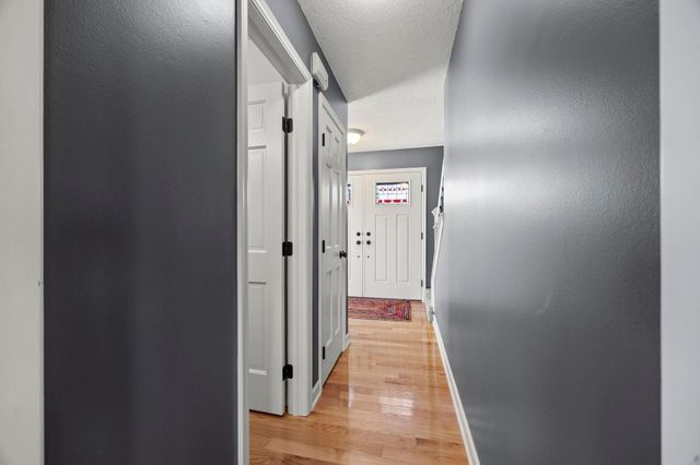 5500 Yorktown Lane N, Plymouth, MN 55442