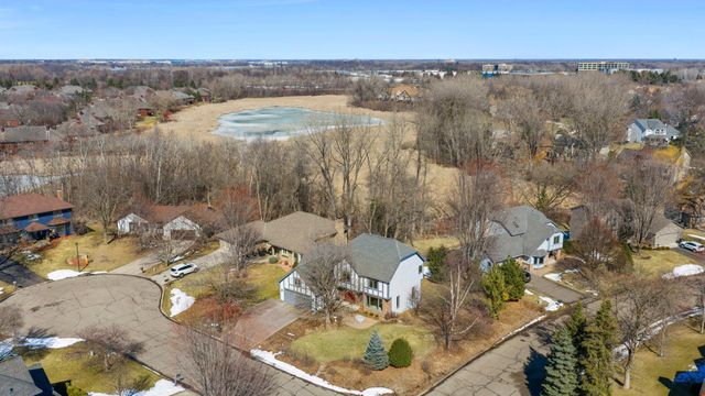 5500 Yorktown Lane N, Plymouth, MN 55442